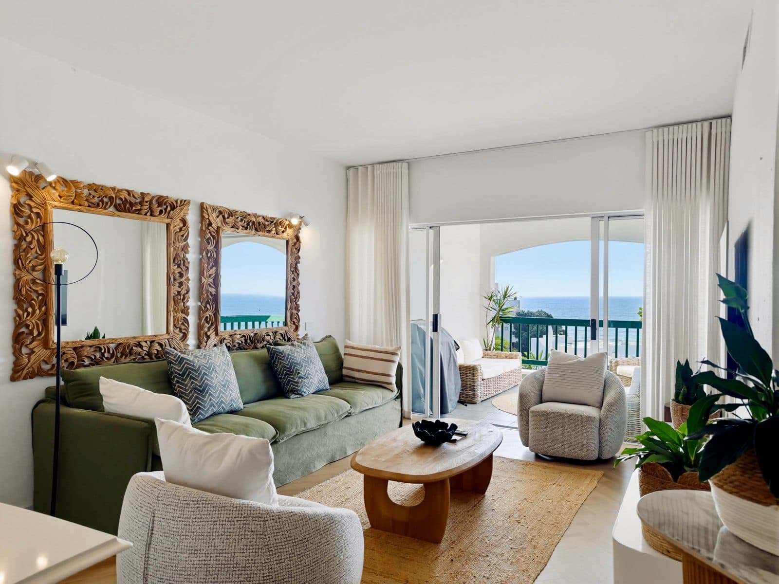 Living room onto the terrace